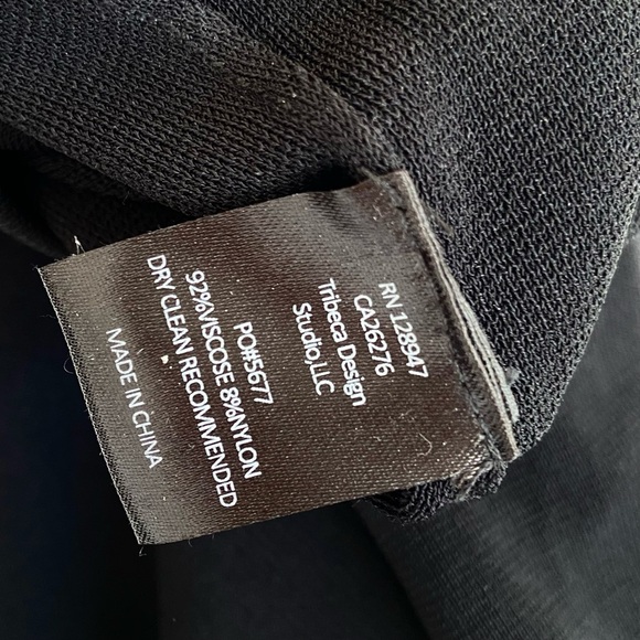 NILI LOTAN Iffet Plunging V-Neckline Jersey Knitted Maxi Dress - Picture 7 of 7